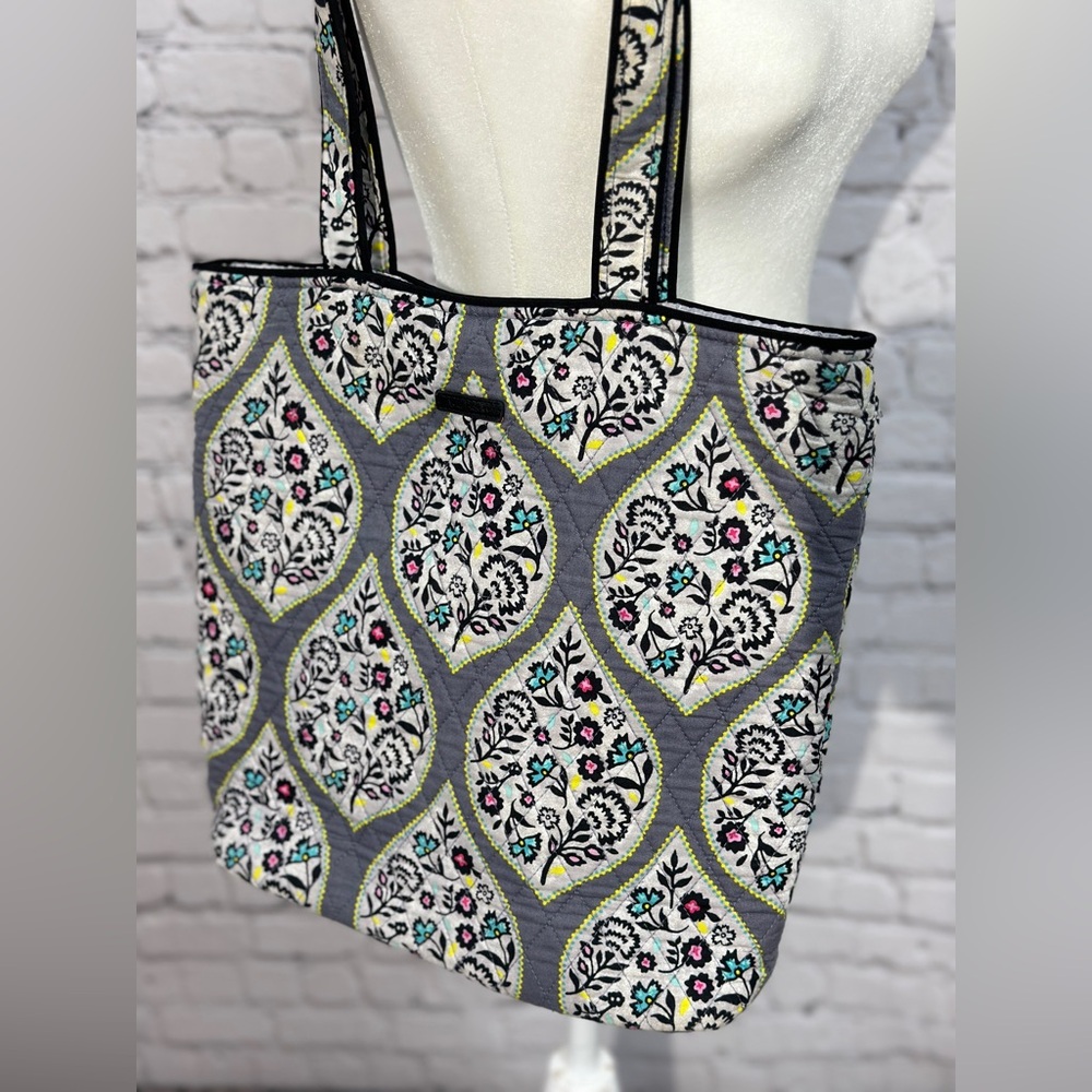 Vera Bradley Carson Cotton Shoulder Bag Handbag Tote - Picture 3 of 12